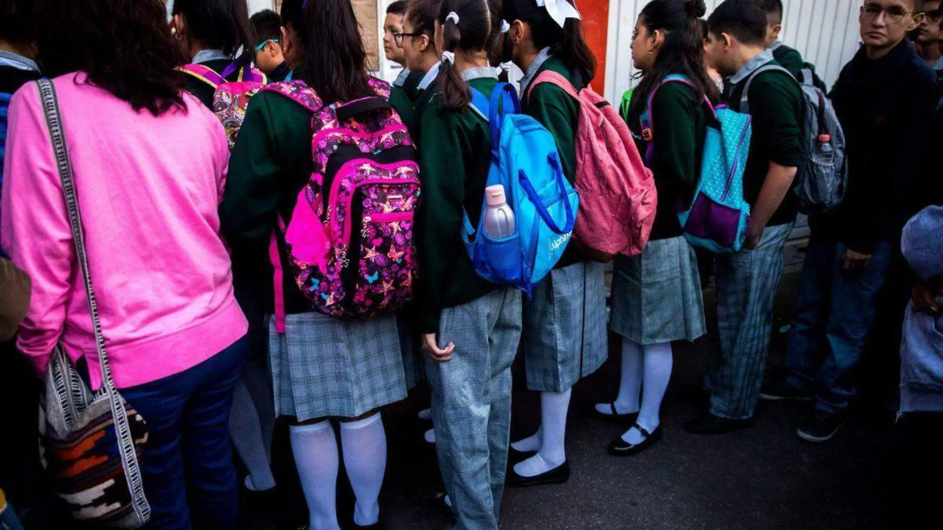 Uniforme neutro en escuelas CDMX